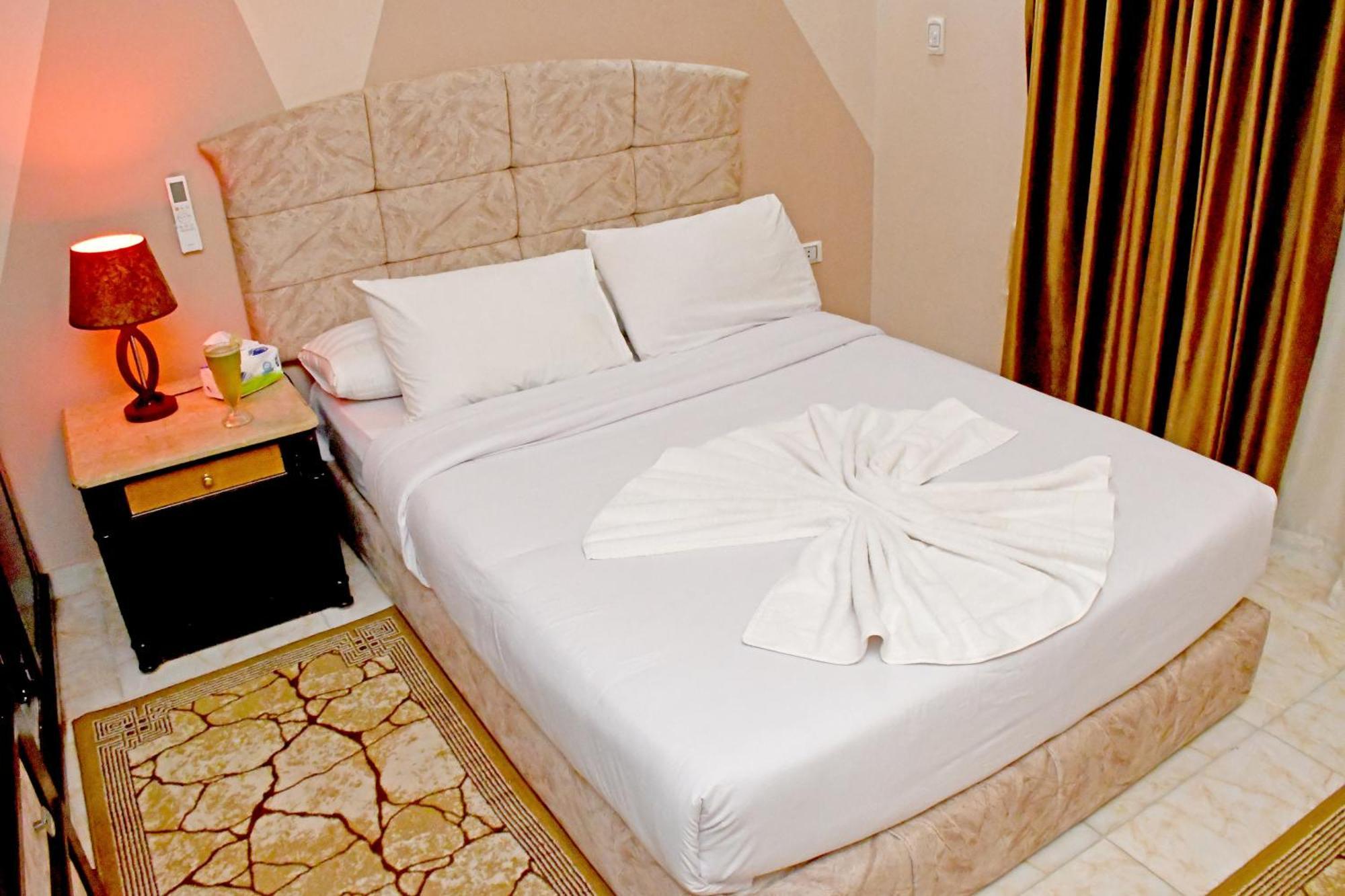 Nun Pyramids Hotel Kafret el-Gabal Habitación foto