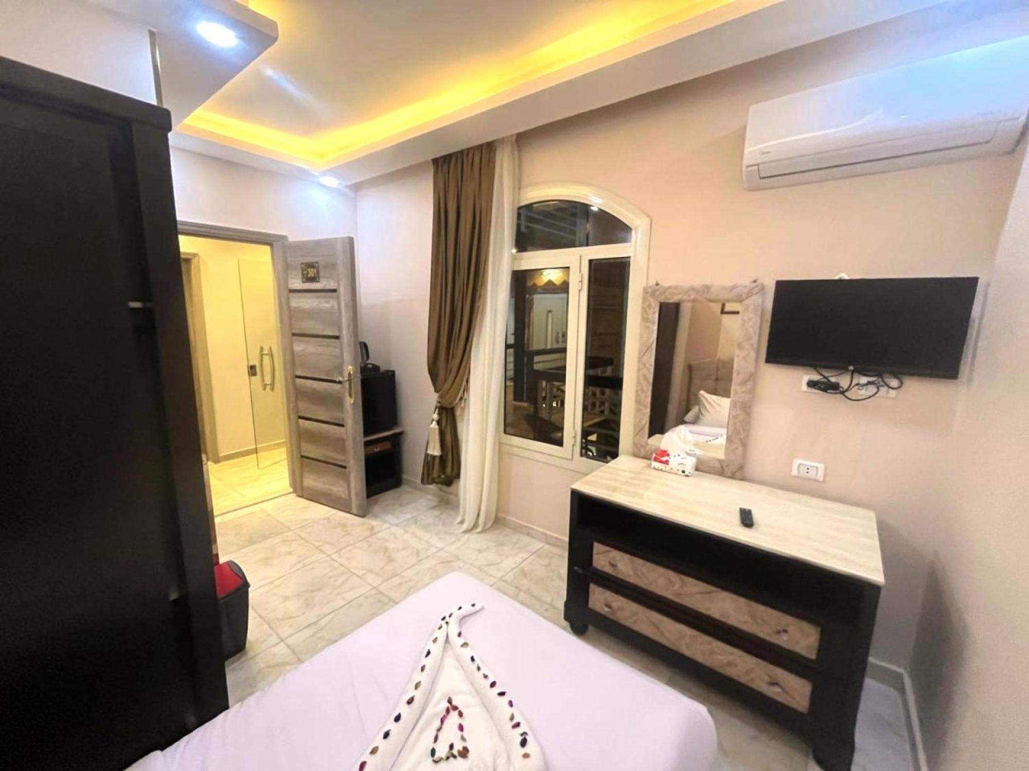 Nun Pyramids Hotel Kafret el-Gabal Habitación foto
