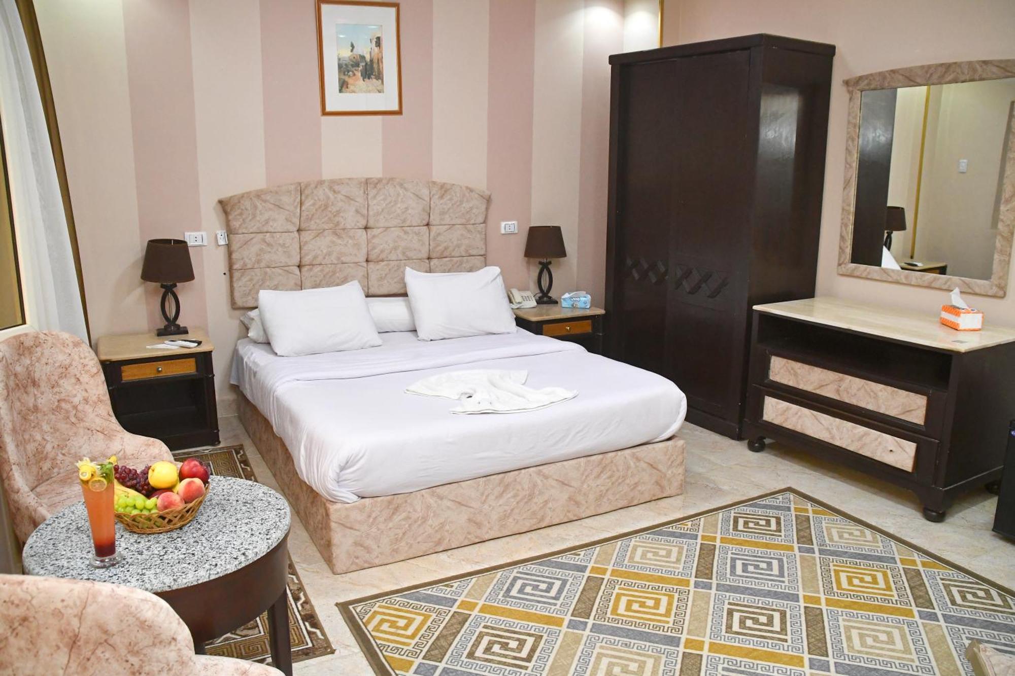 Nun Pyramids Hotel Kafret el-Gabal Habitación foto